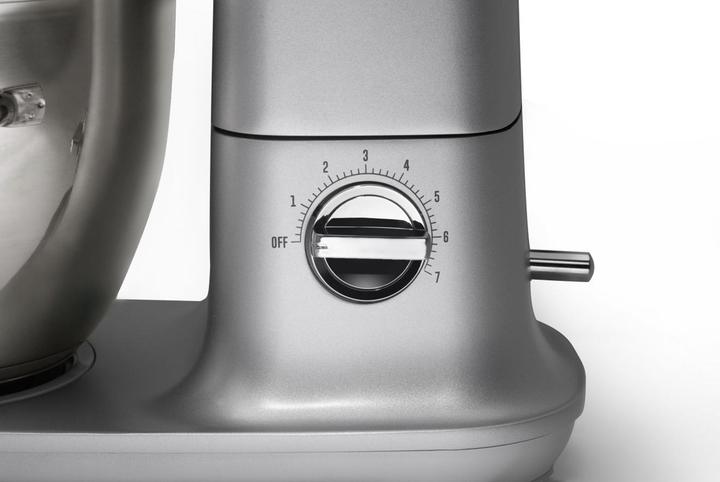 Actual product image Gorenje MMC1000RLR Kitchen machine, Max Power 1000 W, Mixing bowl 4.5 L, Stainless Steel/Red (4.50 l, 1000 W)