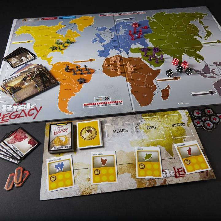 Produktbild Hasbro Spanisches Brettspiel Risk Legacy (Spanisch, 3 - 5 Spieler)