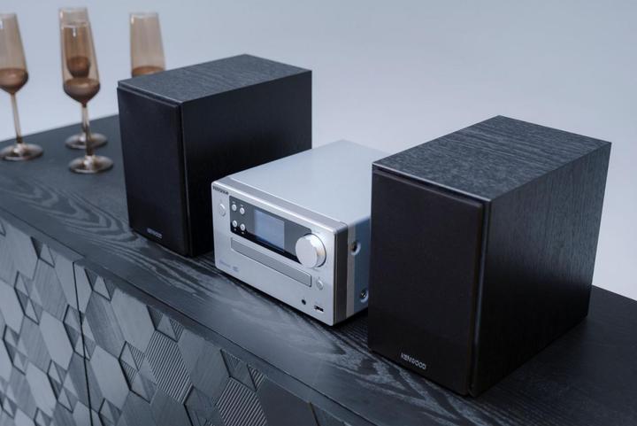 Image du produit Kenwood M-725 DAB (Bluetooth, Lecteur de CD, 1x 50 W)