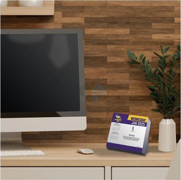Image du produit NFL - Minnesota Vikings -Calendrier de bureau 2025 (Français, Espagnol, Italien, Anglais, Allemand)