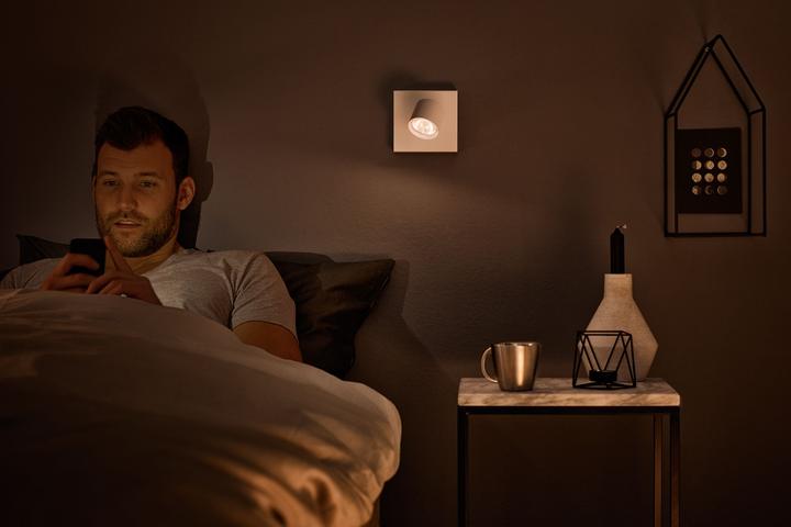 Actual product image Philips Spot Star (500 lm)