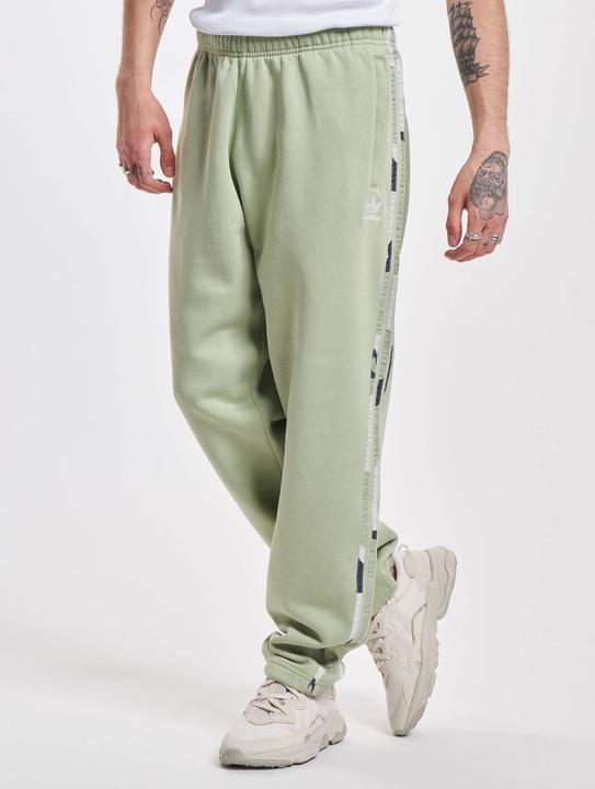 Actual product image adidas Camo jogging trousers - 87835 (L)