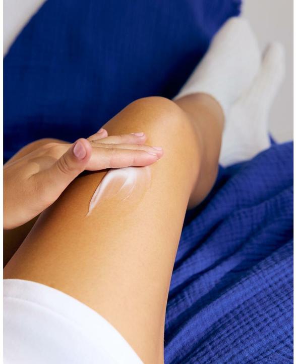 Actual product image NIVEA Repair & Care Sensitive Repair Creme (Body milk, 400 ml)