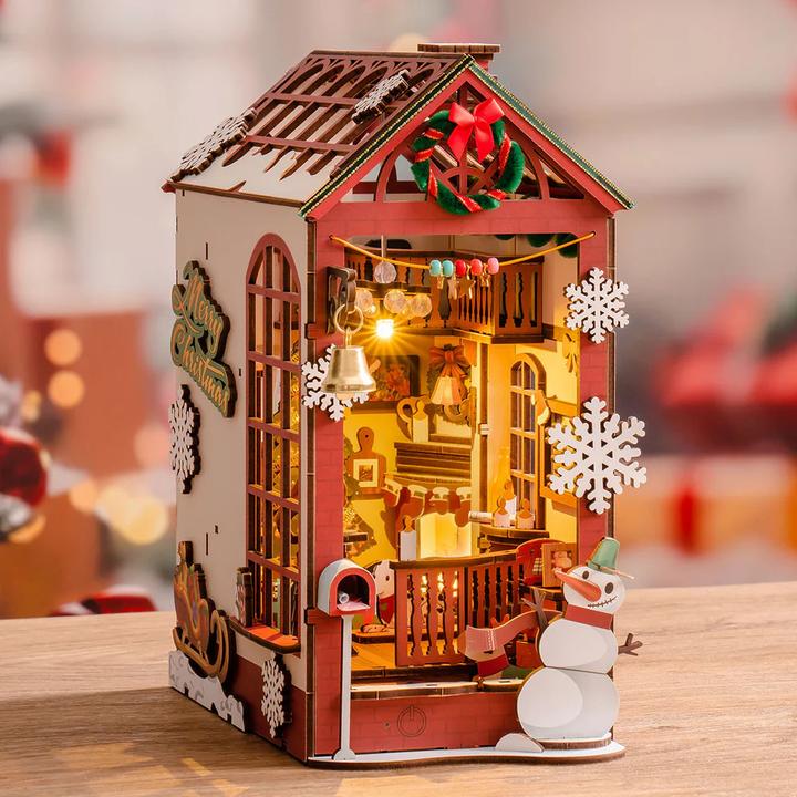 Actual product image Rolife Christmas Indoor Scene - Book Nook