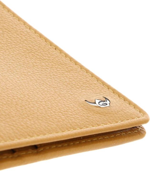 Actual product image Golden Head Madrid ID card holder RFID leather 9 cm