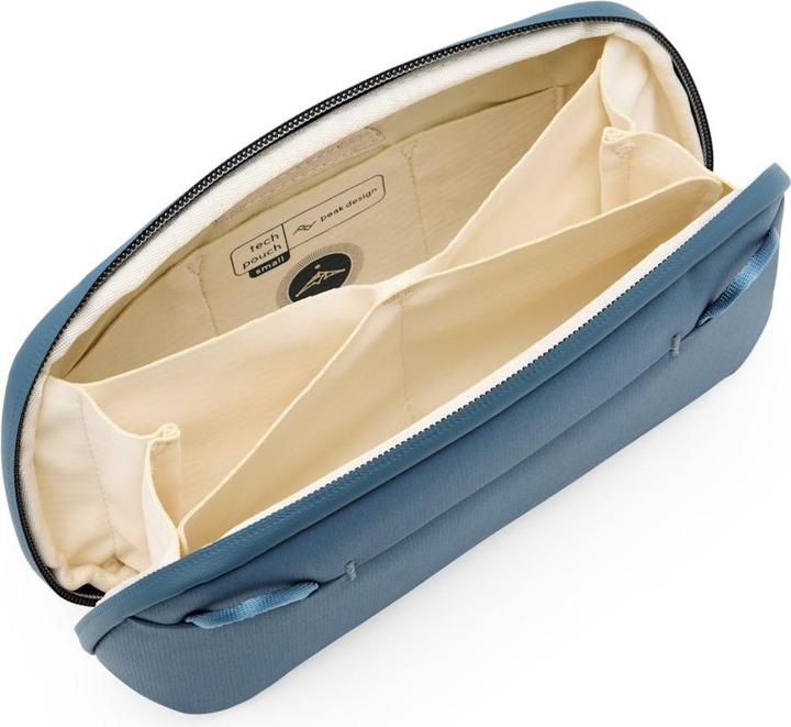 Actual product image Peak Design Tech Pouch Small (1 l)