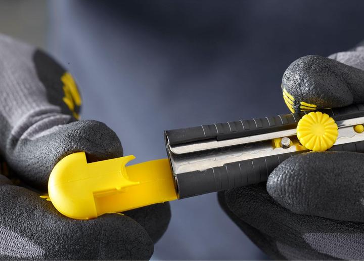 Immagine prodotto Stanley Coltello MPO 1-10-409 L.135mm L.9,5mm W.9mm (Taglierini)