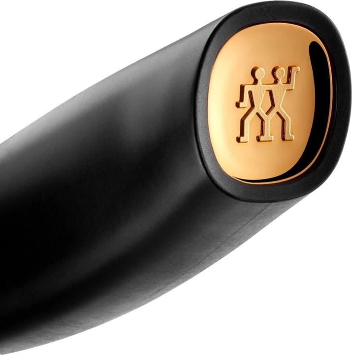 Actual product image Zwilling All Star Chin. Cleaver 150, shiny gold (15 cm)