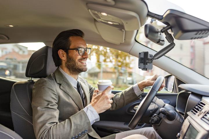 Actual product image Cellularline Spin Mirror Car Holder