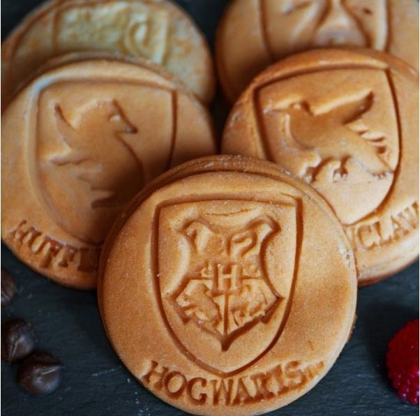 Actual product image Cinereplicas Harry Potter