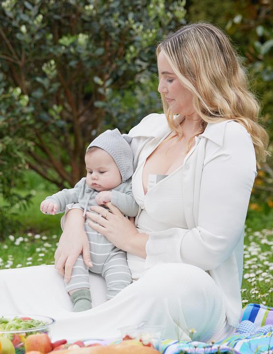 Actual product image Momcozy S12 Pro Wearable Breast Pump Pink Single Pack