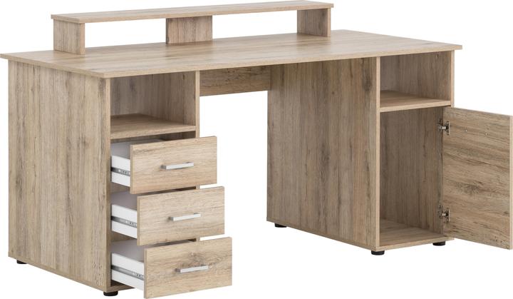 Wild oak decor
