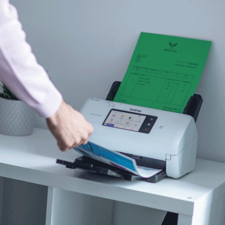Image du produit Brother Scanner de documents professionnel ADS-4700W couleur, sans fil (LAN, USB, WLAN)