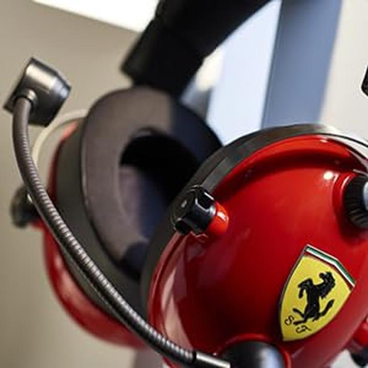Actual product image Thrustmaster T.Racing Scuderia Ferrari Edition (Cable)