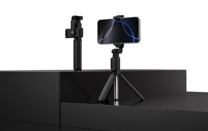 Actual product image Devia selfie stick Bluetooth tripod ES083 black