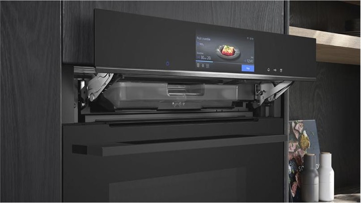 Actual product image Siemens Steam Oven HS758G3B1C