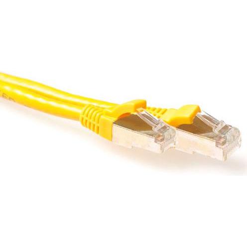 ACT Yellow 7 meter SFTP CAT6A patch cable snagless with RJ45 connectors. Cat6a s/ftp snagless yl 7.00m (S/FTP, CAT6a, 7 ...