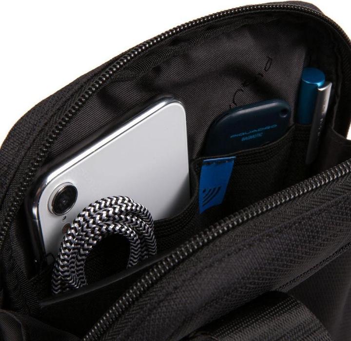 Produktbild Piquadro Trakai, Shoulder Bag, Textile Crossbody Bag, Black, 23 x 17 x 5 c (iPad mini)