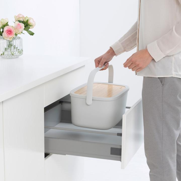 Actual product image Brabantia NIC bread box