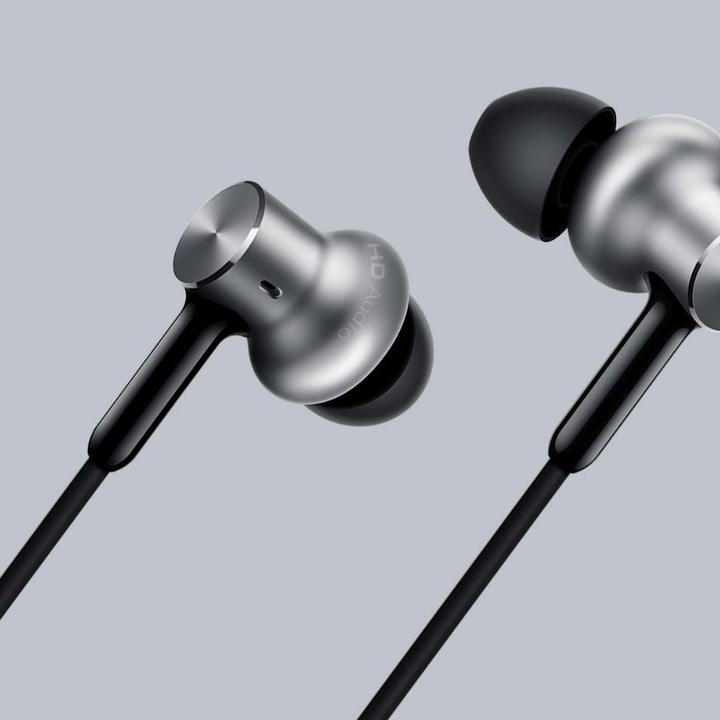 Actual product image Xiaomi Mi In-Ear Headphones Pro HD (Cable)
