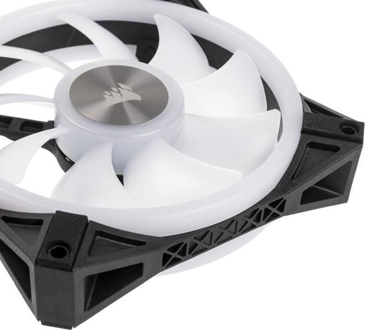 Actual product image Corsair iCUE QL120 RGB (120 mm, 3 x)