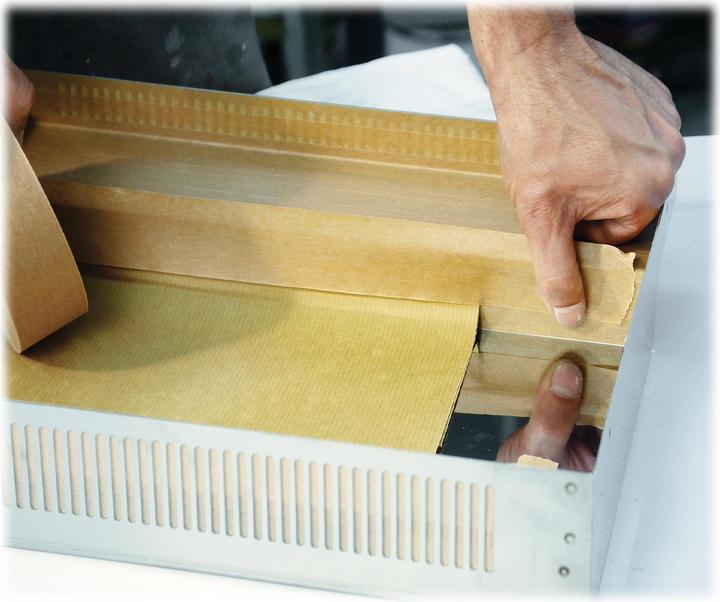 Produktbild tesa Kreppband Beige (L x B) 50 m (30 mm)