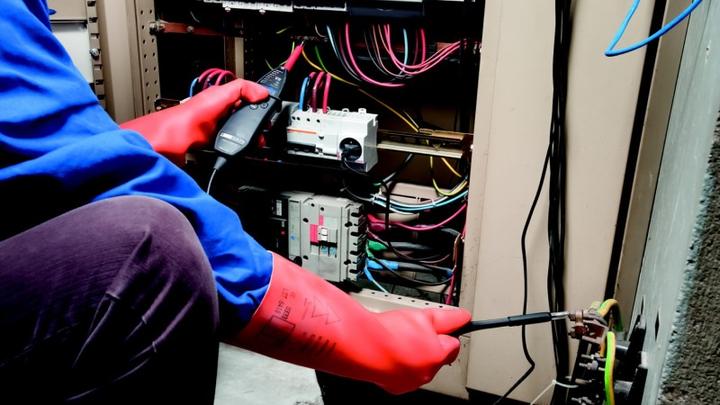 Actual product image Chauvin Arnoux Two-pole voltage tester C. (CAT IV 1000V)