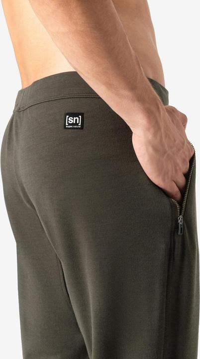 Actual product image Super Natural Everyday Sweatpants (M)