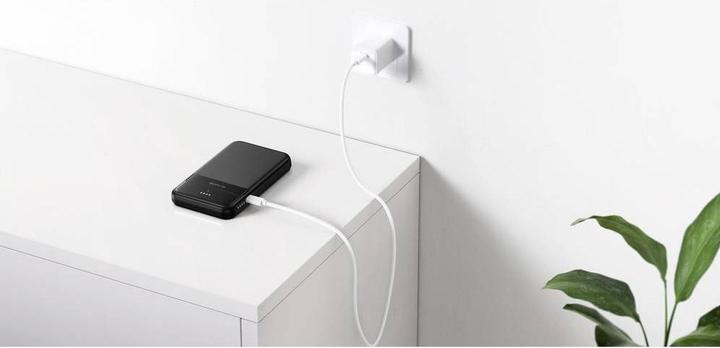 Produktbild EcoFlow RAPID magnetische Powerbank, 5000mAh, (schwarz). (5000 mAh, 30 W, 18.50 Wh)