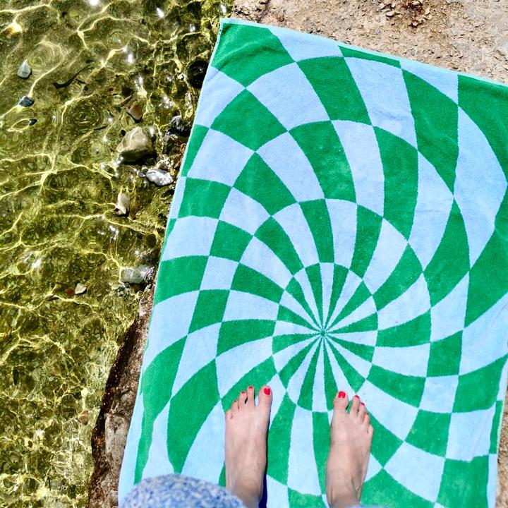 Image du produit Frau Kunz Badetuch Gira Sole Ciel & Grün (100 x 150 cm)