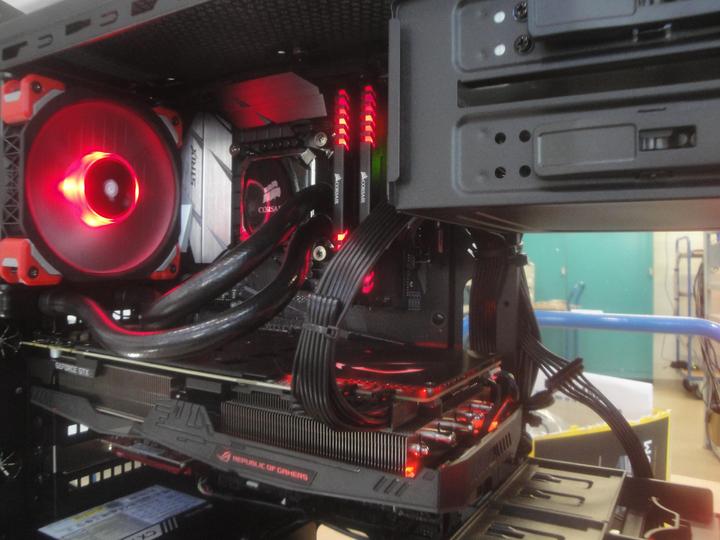 Produktbild Digitec X5000 (Intel Core i7-7700K, 16 GB, 1 TB, GeForce GTX 1080 Ti)