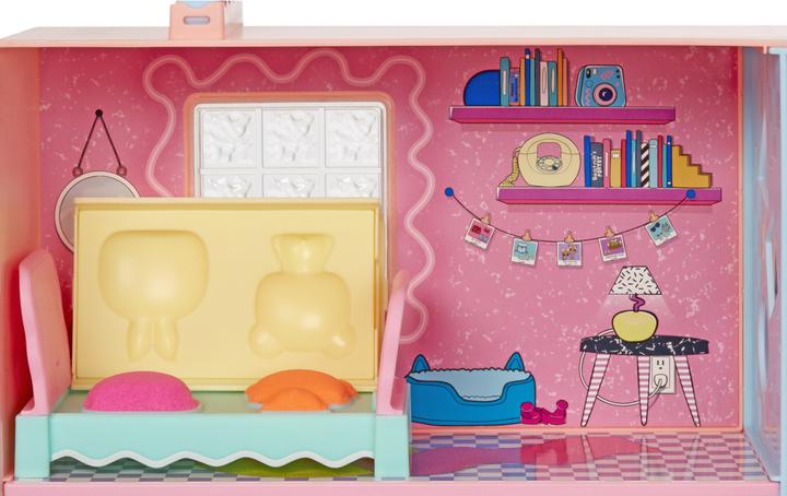 Actual product image MGA L.O.L. Surprise! Squish Sand Magic House