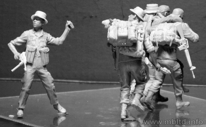 Actual product image Master Box "Head for the "Huey", Vietnam War series"