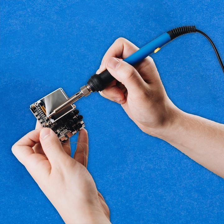 Produktbild CircuitMess Wheelson - Elektronik Bausatz