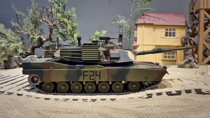 Produktbild Es-toys Heng Long RC Panzer M1A2 Abrams 1:16 (RTR Ready-to-Run)