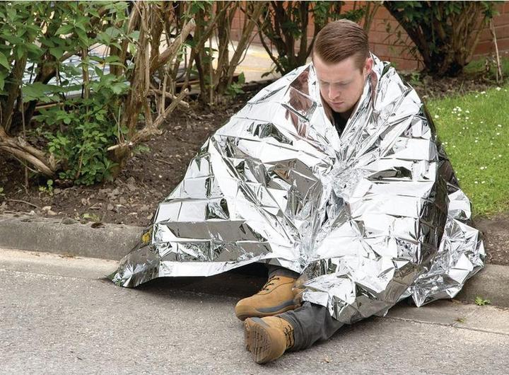 Actual product image Regatta Reflective Thermal Emergency Blanket