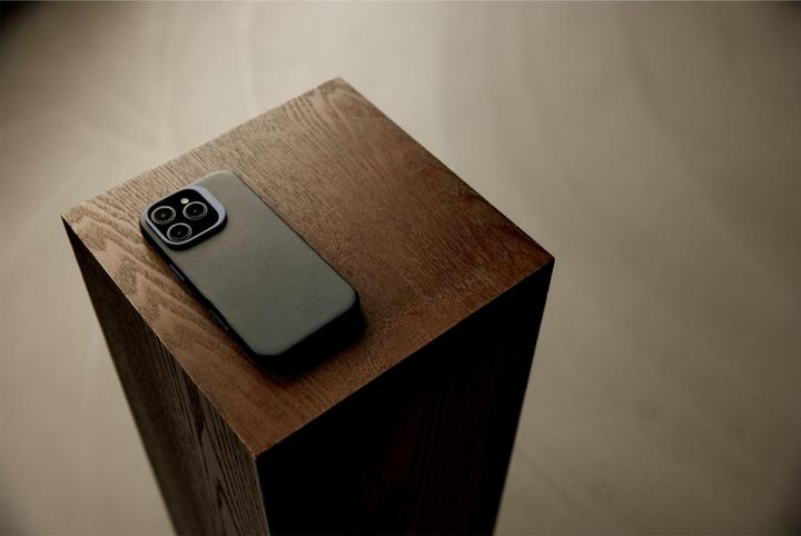 Actual product image Decoded Hülle (Apple iPhone 16 Pro)