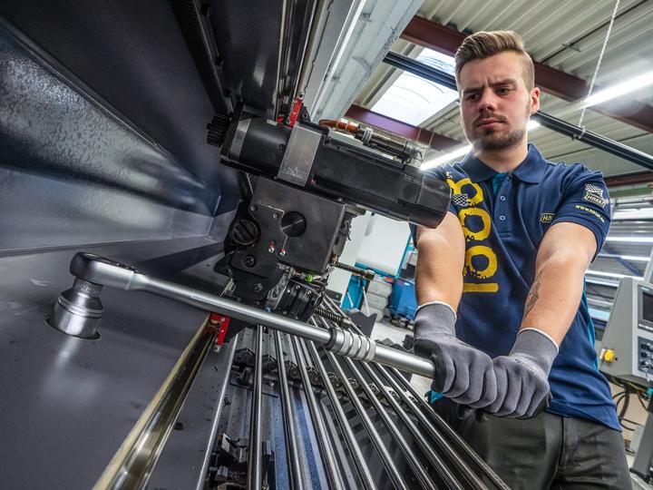 Produktbild HAZET HiPer Feinzahn-Umschaltknarre ∙ ausziehbar 916HPLG ∙ Vierkant 12,5 mm (1/2 Zoll) ∙ 614 mm (1/2")