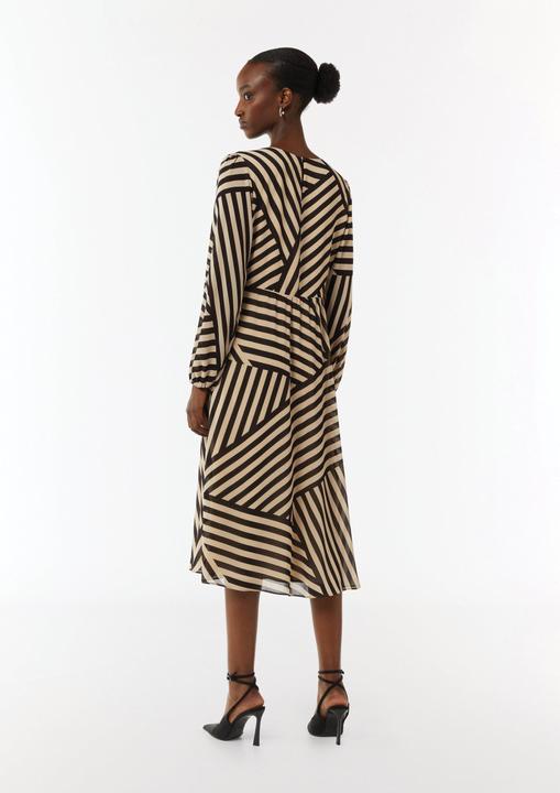 Image du produit Comma Kleid Gestreiftes Midikleid aus Chiffon (38)