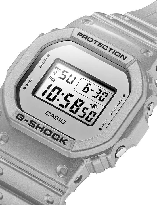 Productafbeelding G-Shock DW-5600FF-8ER (Duikhorloge, 43 mm)