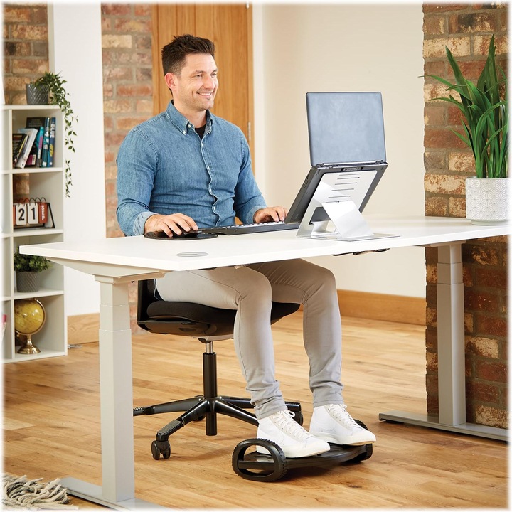 Actual product image Fellowes HYLYFT Notebook Stand Stainless Steel