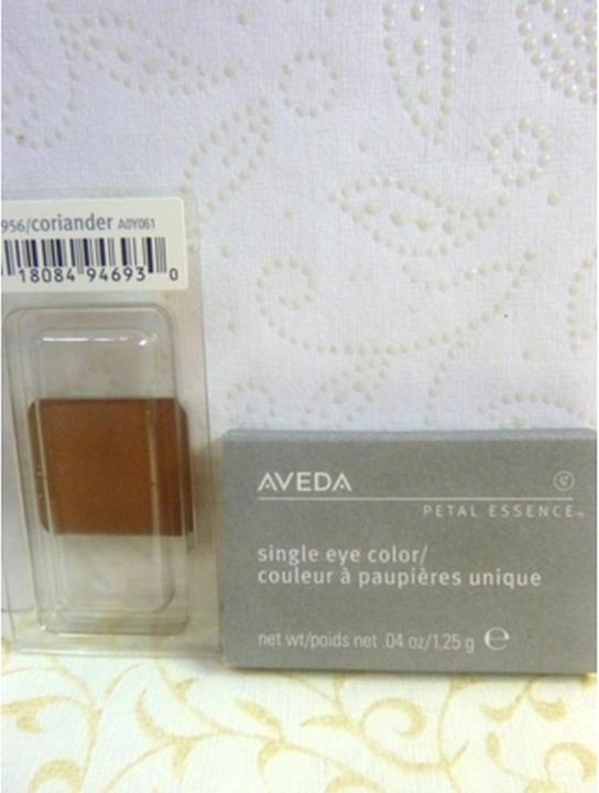 Immagine prodotto Aveda Petal Essence Eye Color 956 Ombretto Bronzo Coriandolo (956 Coriandolo bronzo)
