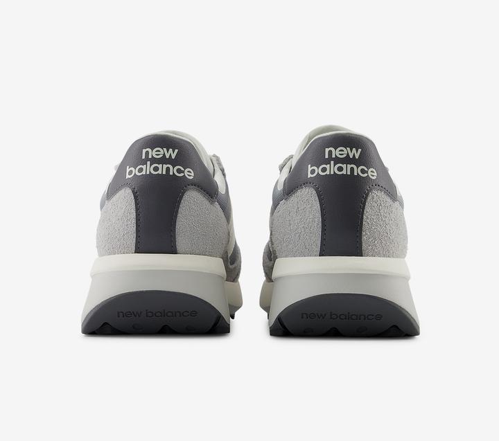 Image du produit New Balance U370AH (44)