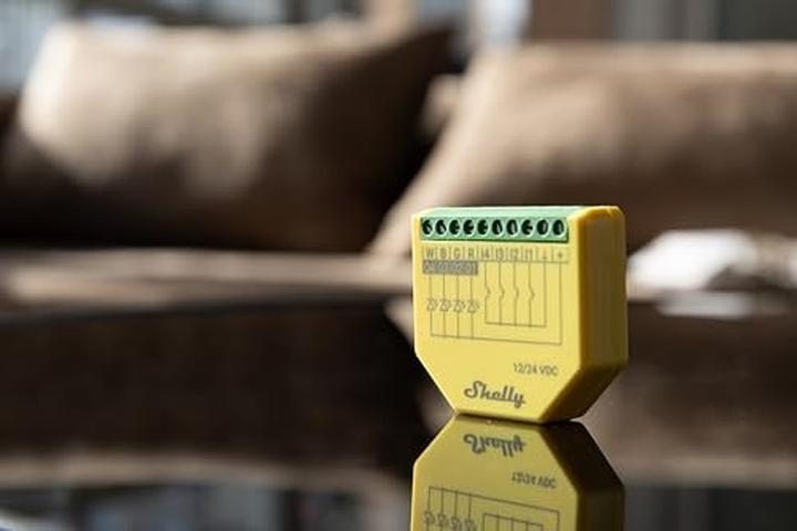 Produktbild Shelly Plus RGBW PM (Dimmaktor)