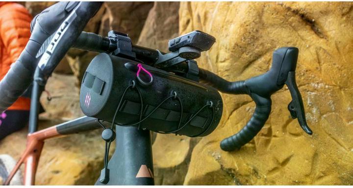 Actual product image Muc-Off Explorer (2.40 l, Handlebar bag)