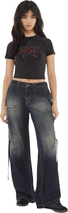 Produktbild Guess kurzes TShirt Schmal (38)