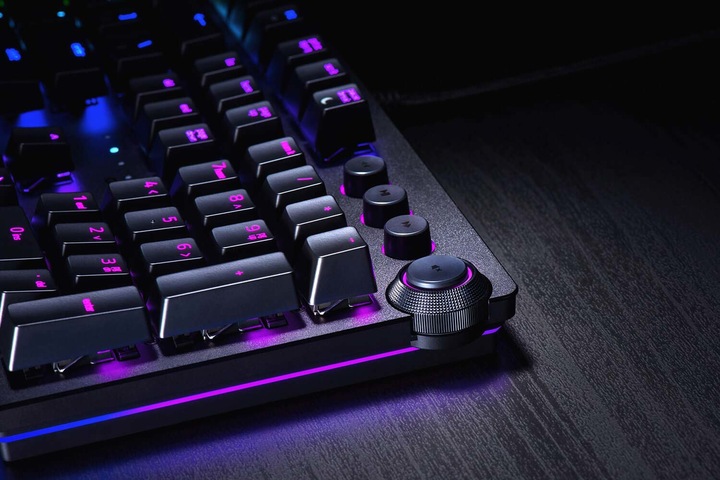 Actual product image Razer Huntsman Elite (DE, Cable)