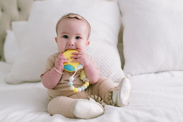 Actual product image Loulou Lollipop Chew chain lemon