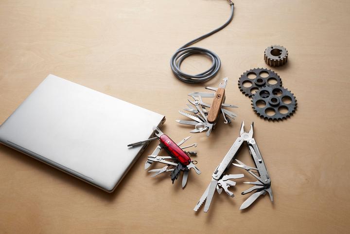 Produktbild Victorinox Swiss Tool MX (26 Funktionen)