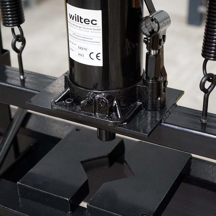 Image du produit Wiltec Presse hydraulique 30T noire 500mm Presse d'atelier Presse à cadre Presse à mandrin